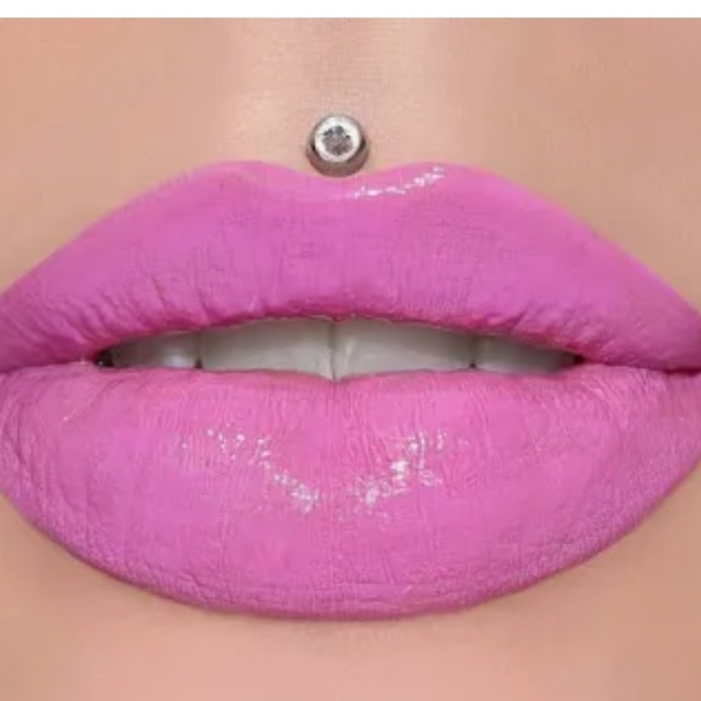 Jeffree Star "Queen Supreme" Lipstick